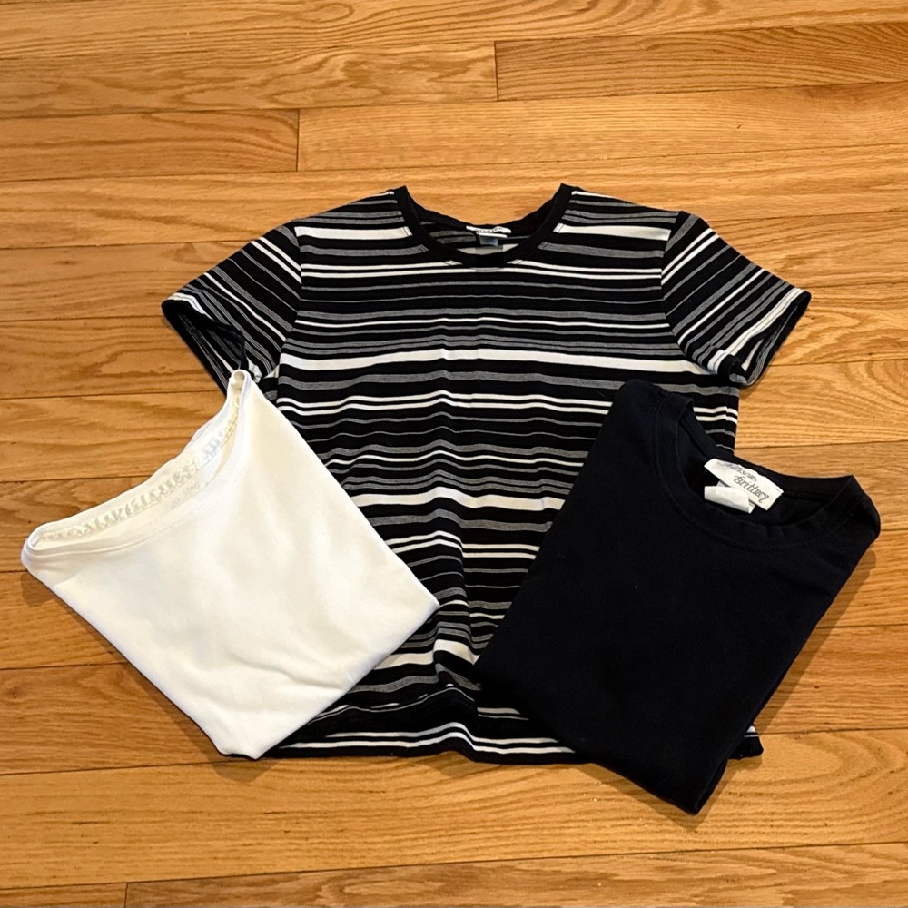 GAP stretch black and white shirt sleeve and bonus white and black shirts